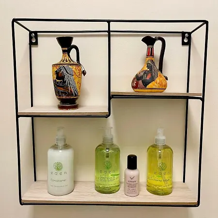 Beautiful Chic Apartment, Lift, Views & Parking Scarborough